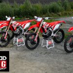 OFF ROAD RACING RED MOTO HONDA ENDURO