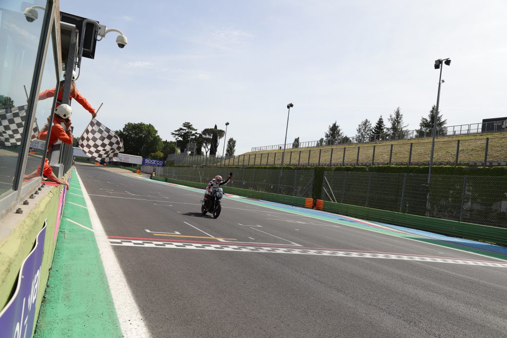 Trofeo Moto Guzzi Fast Endurance 2025