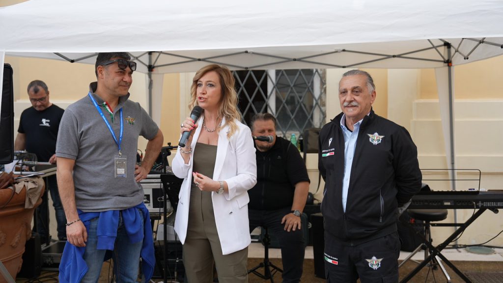 moto epoca aquile su due ruote sulle strade della seta