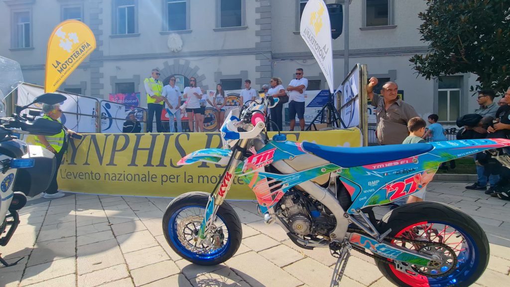 elena caronni lynphis ride mototerapia