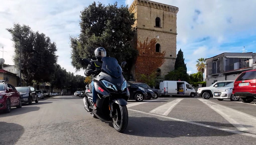 wottan motor st s 300 voglia di moto napoli
