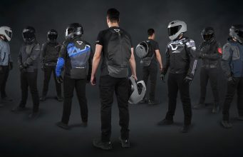 MACNA CONFOLD, LA GIACCA DIVENTA ZAINO