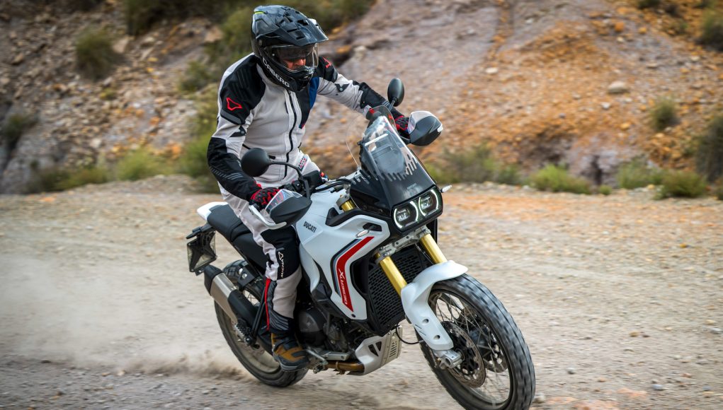 ducati desertx v2 Napoli Caserta CDM Motors