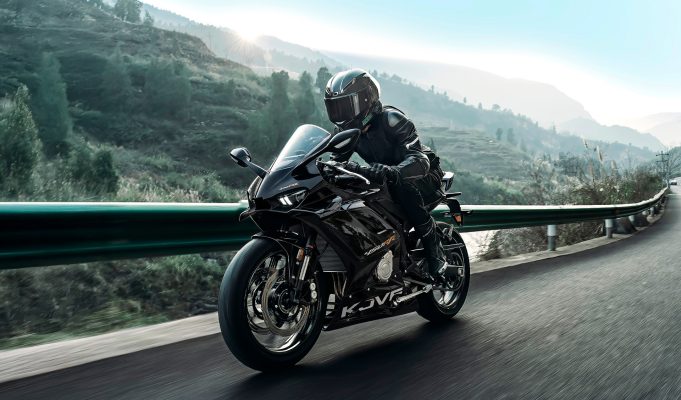 KOVE 450RR – LA NUOVA SUPERSPORTIVA CHE RIDEFINISCE IL SEGMENTO DELLE MEDIE CILINDRATE