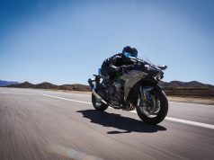 Ritorna Kawasaki Ninja H2, la leggenda sovralimentata