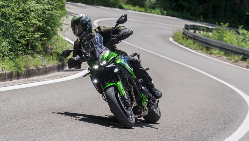 kawasaki versys 900